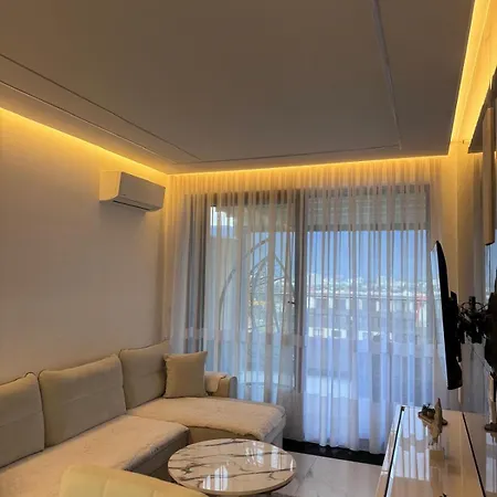 شقة Apartman Bulevar Stup